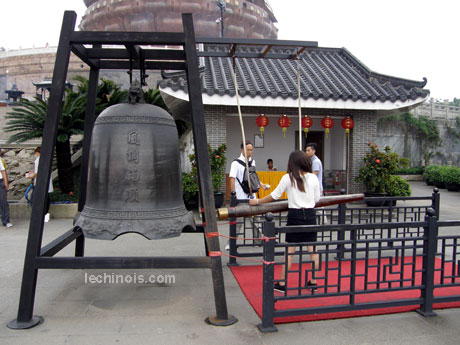 Statue de Guanyin, Foshan, Chine